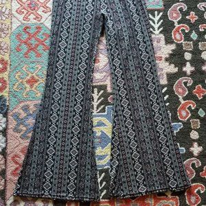 ShoSho Flare Boho Paisley Tribal Print Legging